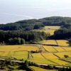 「東北ローカル線パス」は東北6県のJR線が自由に乗り降りできる。写真は五能線の列車。