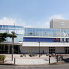 東海道新幹線の新富士駅。10月8日から富士駅と新富士駅を結ぶシャトルバスが運行を開始した。