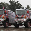 ダカールラリー2015参戦　「日野レンジャー」　（左：1号車、右：2号車）