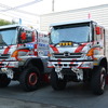 日野チームスガワラ ダカールラリー2015 参戦車両（右が1号車）