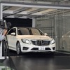 デリバリコーナー1号車となったSクラス特別仕様車「S 550 long プレミアムスポーツ」