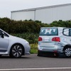 バルーンの開発にあたっては、EuroNCAPの研究成果を活用した。リフレクタ等を備えており、車載センサーは実車と同様に反応する。