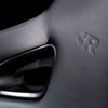 【VW ゴルフR32 欧州リポート】3ピースのスーツを着こなしたトップアスリート