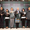 記者会見には、スコットランド国際開発庁日本駐在のスティーブン・ベイカー博士が、タータンスカートを着用して登壇した