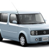 日産 キューブに装備充実のVセレクション