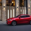 Mazda2 セダン