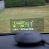 フロントインフォディスプレイ（CY-DF100D）との組み合わせなら、ナビ画面を注視することなくガイダンスが利用できる