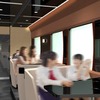 座席車のイメージ。「全ての座席から車窓を眺めながらスイーツや会話をゆったりと楽しめる座席やテーブルの配置」にするという。