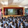 園児興奮、オプティマス・プライムが千葉の幼稚園にサプライズ訪問(C) 2014 PARAMOUNT PICTURES. ALL RIGHTS RESERVED. HASBRO, TRANSFORMERS and all related characters are trademarks of Hasbro. (C) 2014 Hasbro. All Rights Reserved.