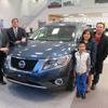 日産ブランドがカナダで初めて年間10万台を販売。10万台目となった日産パスファインダー