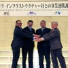 左から、NI社 ダニー・ハッサン取締役、同社ランダニ・バスリ社長、NEXCO西日本 石塚由成社長、JEXWAY 黒田孝次社長