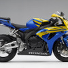 ホンダ CBR1000RR をモデルチェンジ…軽量化などで操縦性向上