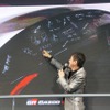 市販車最速の座をポルシェに奪われ悔しがる田村氏