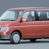 【新型ホンダ『ステップワゴン』出た!】停まってるときは箱デザイン、走るとクルマ