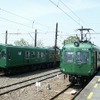 熊本電鉄5000系電車の5101A（右手前）と5102A（左奥）。2両とも老朽化が進んでおり、5102Aは本年度中に引退する。