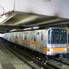 東京メトロ銀座線の01系。1000系の導入に伴い2016年度までに全車が銀座線から引退する予定で、一部の車両は熊本電鉄に移ることになる。