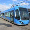 2月18日から営業運転を開始するF1000形第2編成（F1002）。車体塗装はブルーをベースにした。