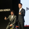 マクラーレン・ホンダのアロンソ（左）とバトン。