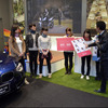 BMWと女子大生がコラボ…BMW Motorradイメージしスカーフをデザイン