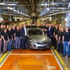 オペルのドイツ・リュッセルスハイム本社工場からホールデン インシグニアVXRがラインオフ