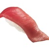 「みなみ鮪中とろ」（108円）