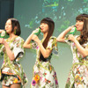 “森の妖精”風の衣装に照れる「Perfume」の3人／大本綾乃（のっち）＆樫野有香（かしゆか）＆西脇綾香（あ～ちゃん）