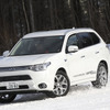 三菱 アウトランダーPHEV（三菱 4WDモデル 雪上試乗会）