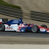 ホンダエンジン搭載車のサイドビュー（#14 佐藤琢磨）。