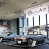 ホンダ スポーツ360（右）とトヨタ パブリカスポーツ（左）