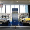 ホンダ S800（右）とトヨタ スポーツ800（左）