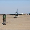 三沢基地に到着した修復初号機