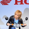 ゴールデンボンバー 鬼龍院翔さん（ホンダ  原付新CM発表会）