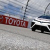 トヨタ MIRAI の NASCAR ペースカー