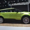 レンジローバー イヴォーク にそっくりなLAND WIND X7
