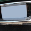 シトロエンDSの正規輸入車は職人がナンバーを見えるようにリアバンパーをU字に叩いている。