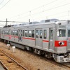 熊本電鉄は5月2日に車両工場の開放イベントを実施する予定。6000形や71形などが写真撮影向けに展示される。写真は6000形。