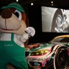 【超会議2015】初音ミクBMWと横浜ゴムのカンケイって？タイヤ尽くしのブースレポ