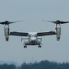 こちらは海兵隊向けの「MV-22 オスプレイ」、搭載する電子機器が異なる。CV-22の機首部に装備されるAN/APQ-186レーダーがMV-22には無い。