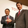 トヨタ豊田章男社長とマツダ小飼雅道社長