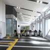 京成津田沼駅では、乗換え通路の拡幅やエスカレーターの追加設置、トイレのリニューアルなどが行われる。