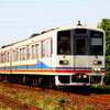 関東鉄道は毎月開催している気動車の運転体験イベントを「初級編」「中級編」「特別編」の三つにわけて実施する。写真は中級編の体験運転に使われるキハ2100形。