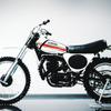 モノクロスサスペンション搭載のYZ250（1974年発売）