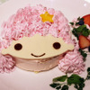 「あなたは誰とお祝いする? ふわふわショートケーキ」（ララ）