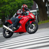 ホンダ CBR250R