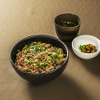 どんぶり子／粗挽きそぼろ丼