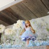 「LiccA CAFE」店内に展示されているリカちゃん人形