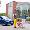 BMW 2シリーズ グランツアラー で愛犬と共に
