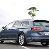 VW パサートヴァリアント R-Line