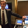 オープンカーのジェフ・ペイン CEO