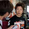 【鈴鹿8耐】唯一のKTMで参戦、HOOTERS旋風が巻き起こる！？［動画］